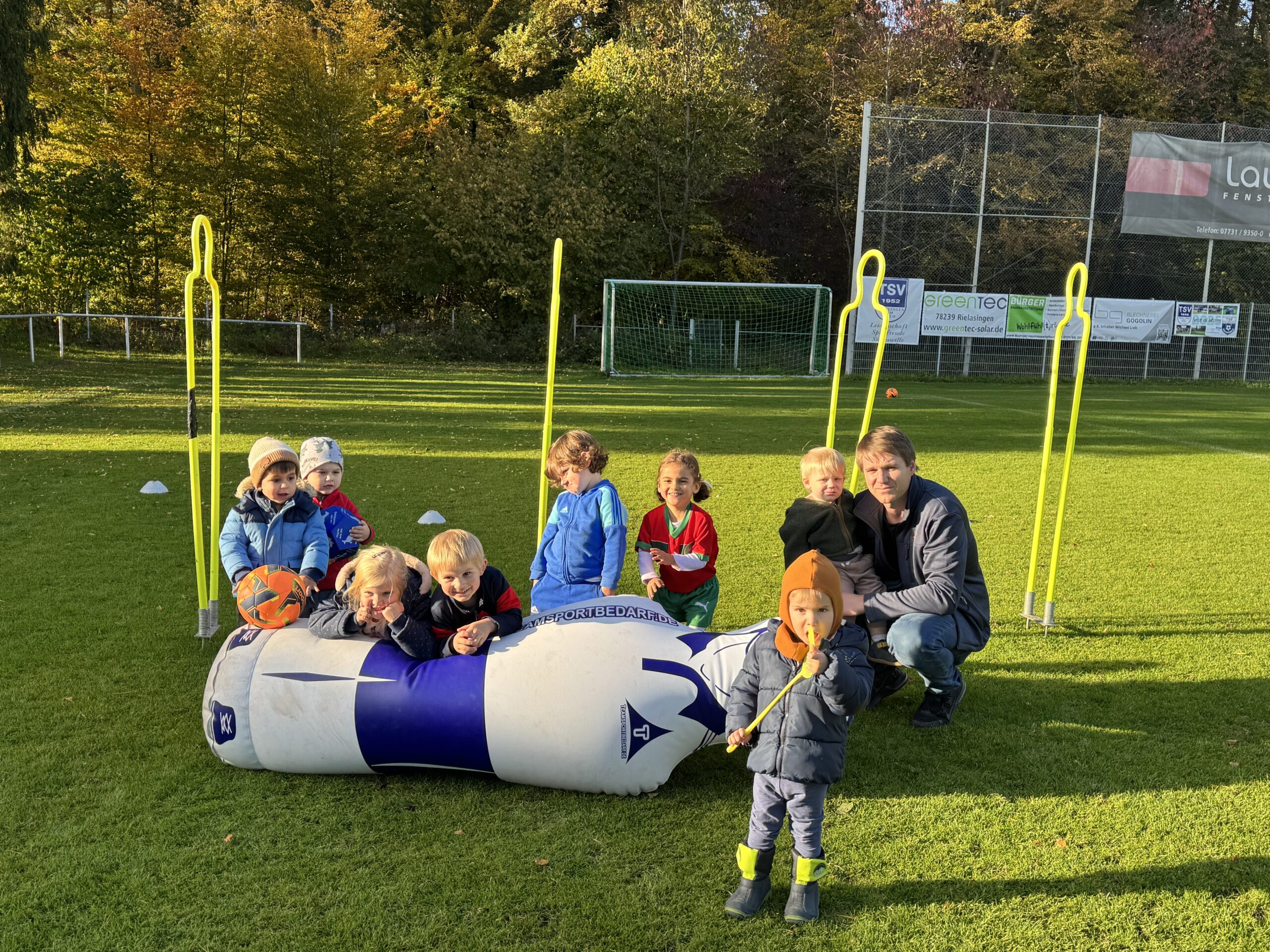 fussball spiel für kinder Fussball Kinder und Jugendliche